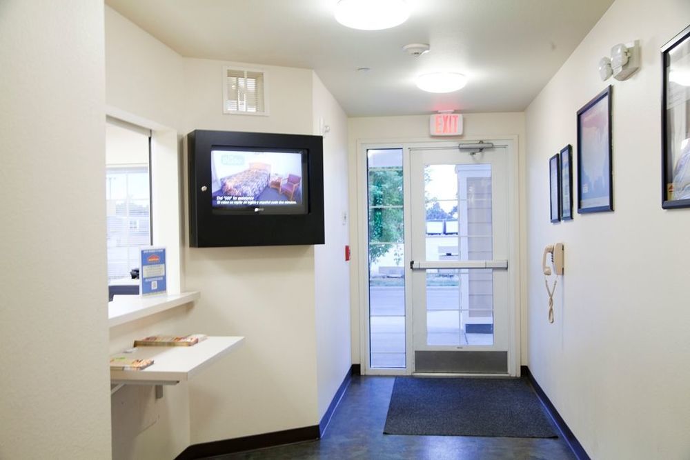 Woodspring Suites Sioux Falls Interior photo