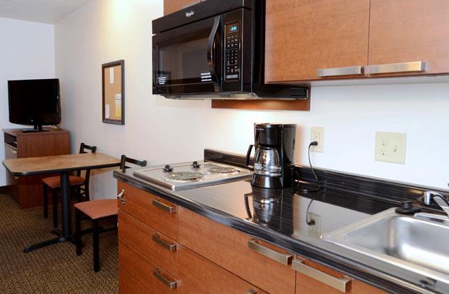 Woodspring Suites Sioux Falls Room photo